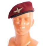 WWII BRITISH ARMY PARATROOPER UNIFORM BERET & BADG