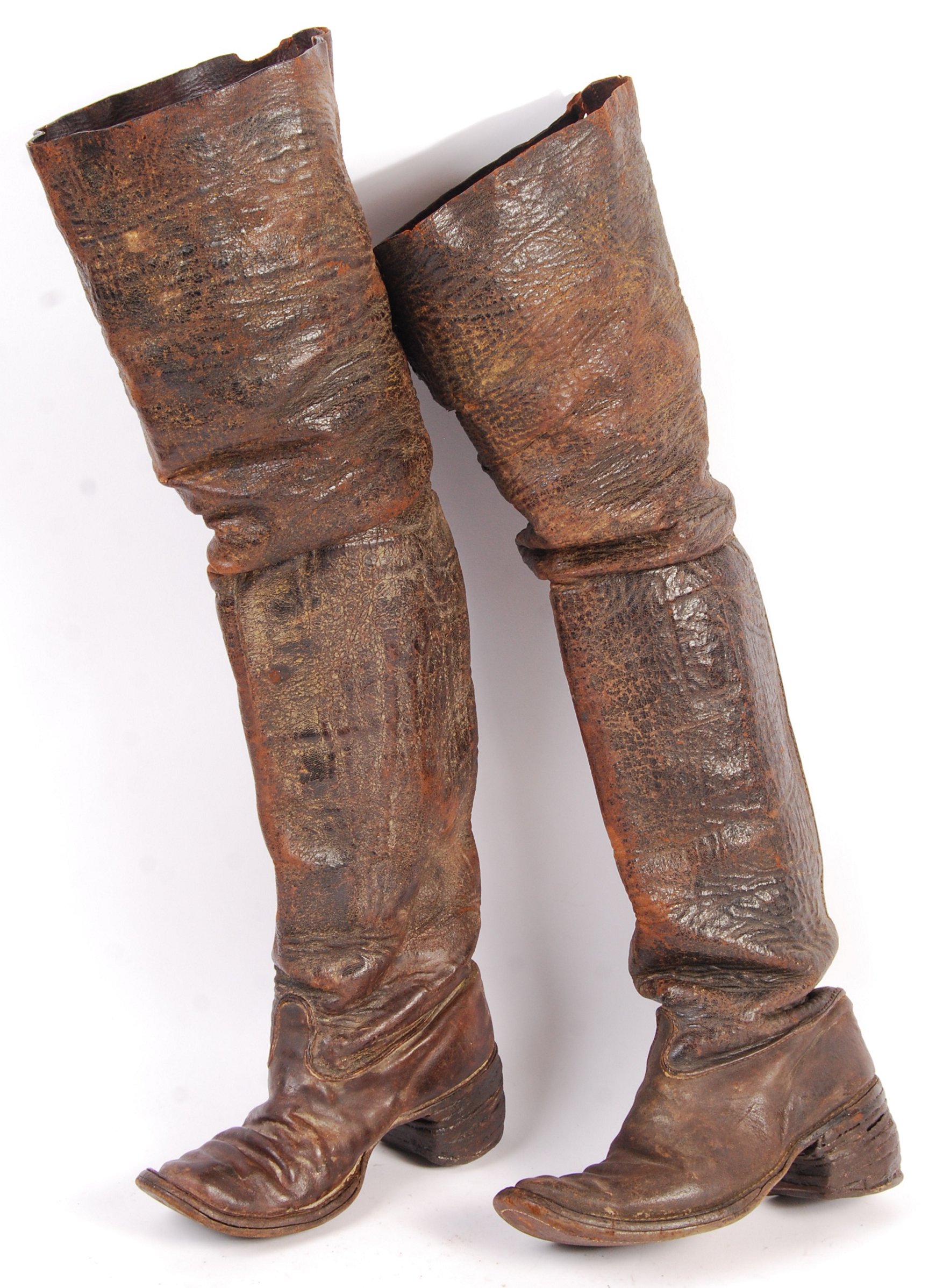 An incredible rare pair of 17th / 18th century Civil War cavalry boots ...