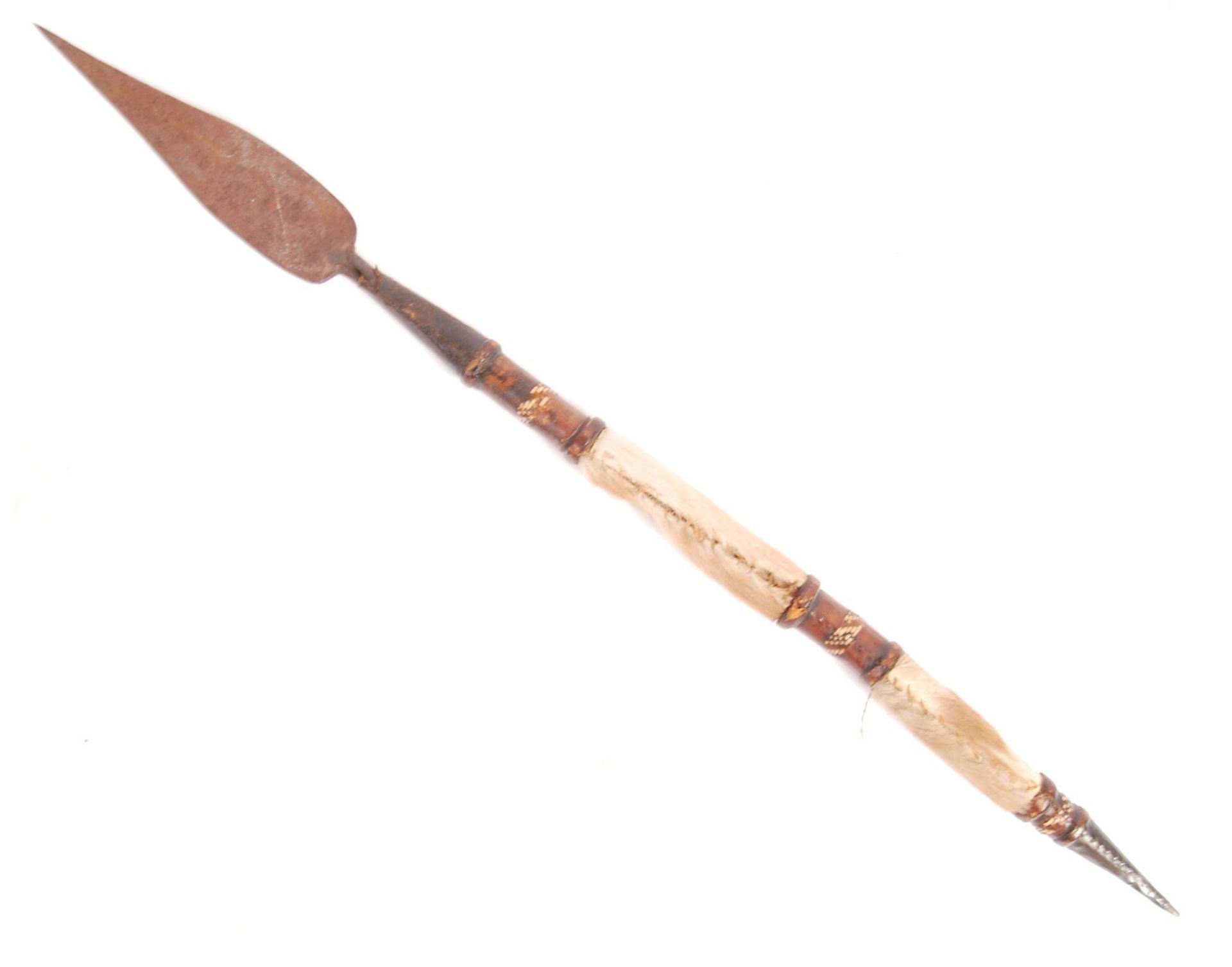 EARLY TO MID 20TH CENTURY AFRICAN TRIBAL SHORT SPEAR