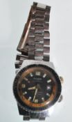A gentleman's vintage 1960's Sicura Diving watch.