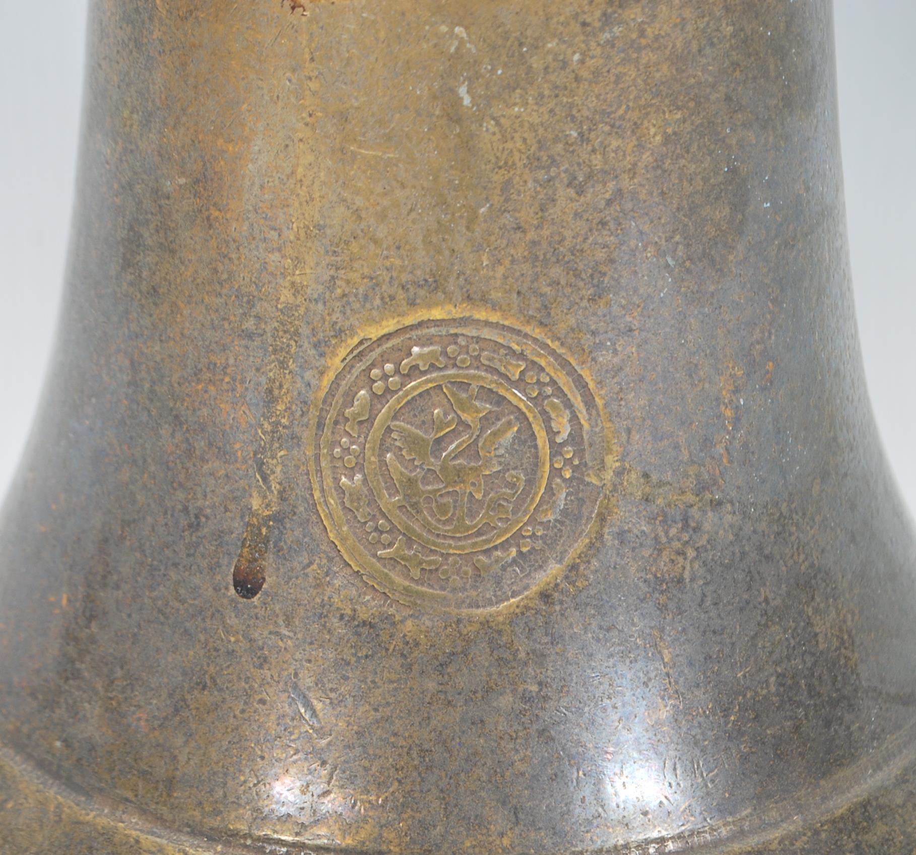 A contemporary novelty brass ships bell / front do - Image 2 of 5
