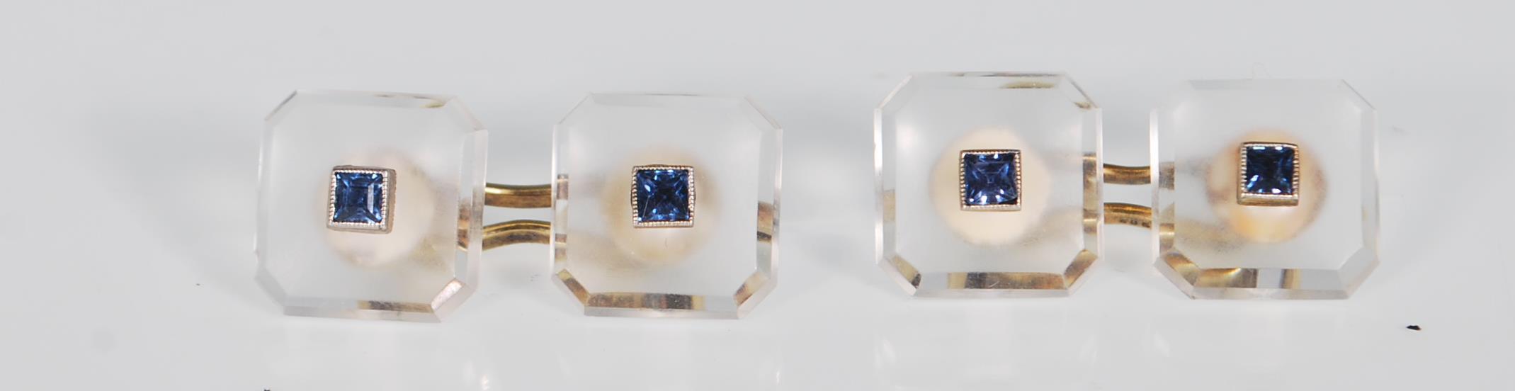 A pair of vintage gentleman's cufflinks constructe