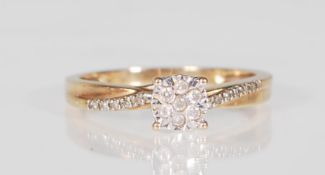 A 9ct yellow gold ladies evening cluster ring set