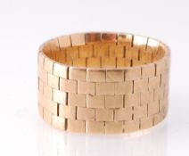 9CT Gold Roy King Brick Link Ring