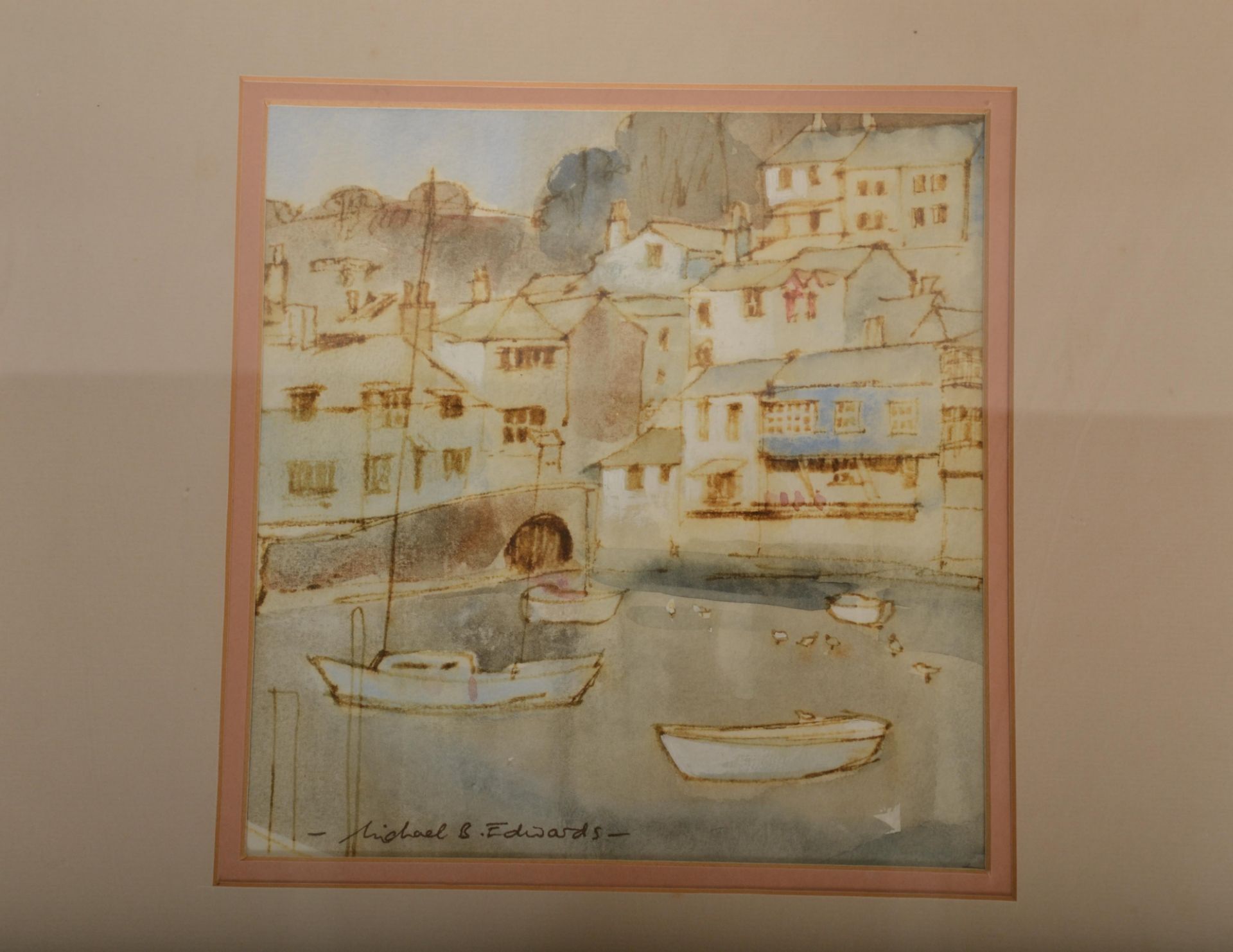 Michael B Edwards - A original water colour painting depicting a harbour side with moored boats - Bild 2 aus 5