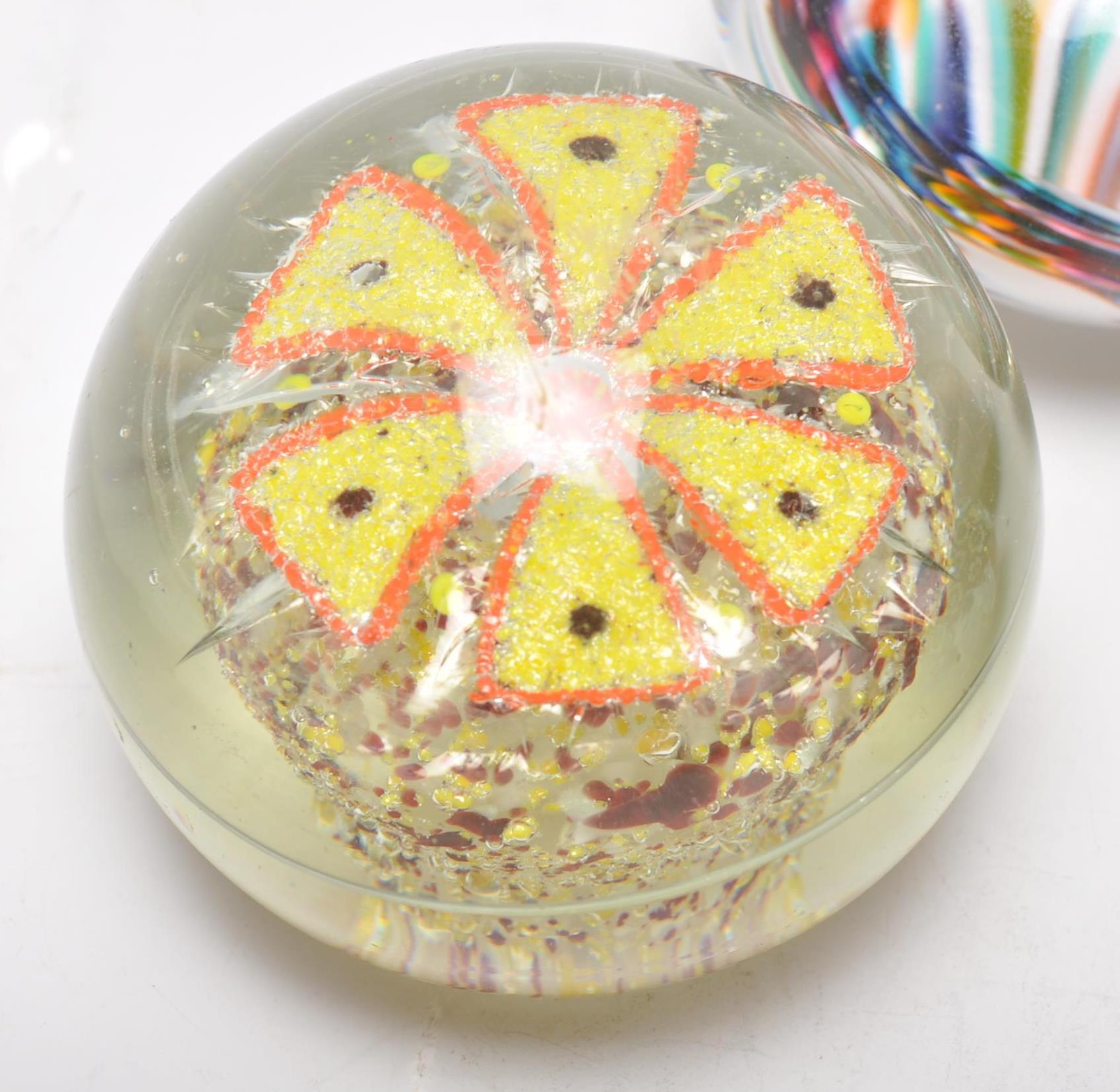 A mixed group of vintage 20th Century glass paperweights to include millefiore examples, Caithness - Image 2 of 9