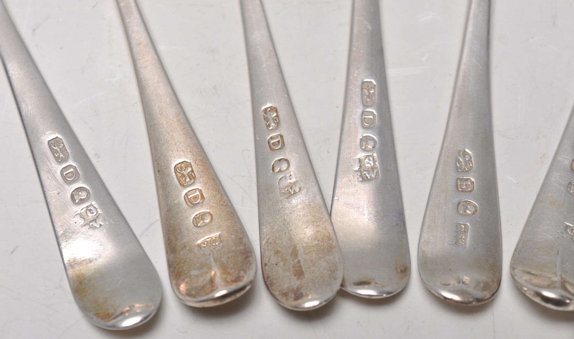 A good set of seven late 18th Century Georgian silver hallmarked tea spoons, with each one bearing a - Image 7 of 10