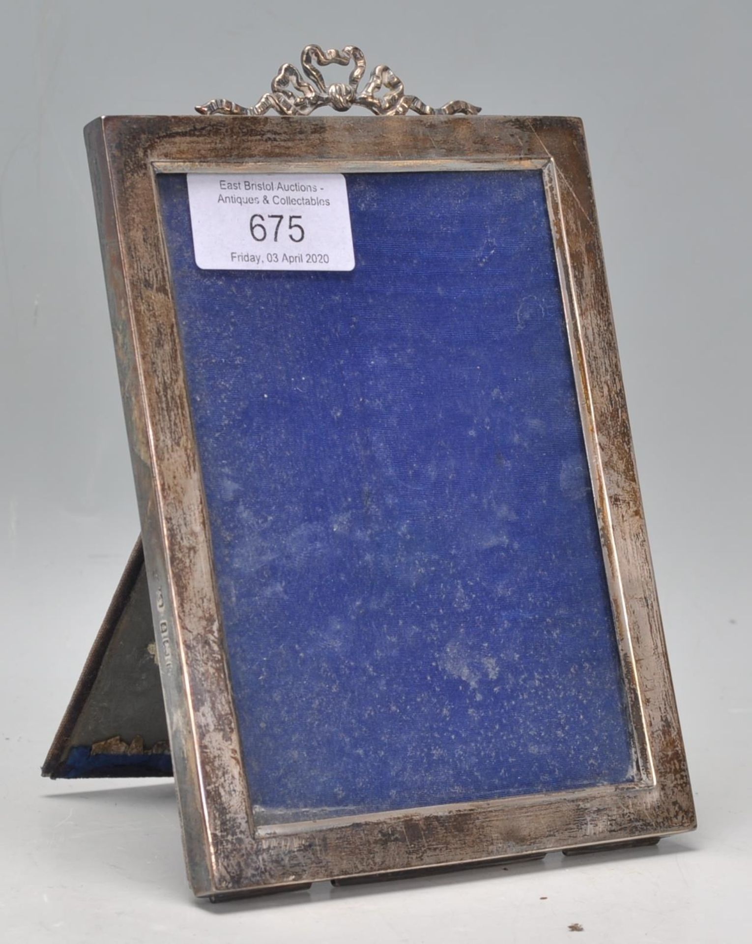 An early 20th Century silver hallmarked easel back photo frame of rectangular form with ribbon - Image 2 of 4