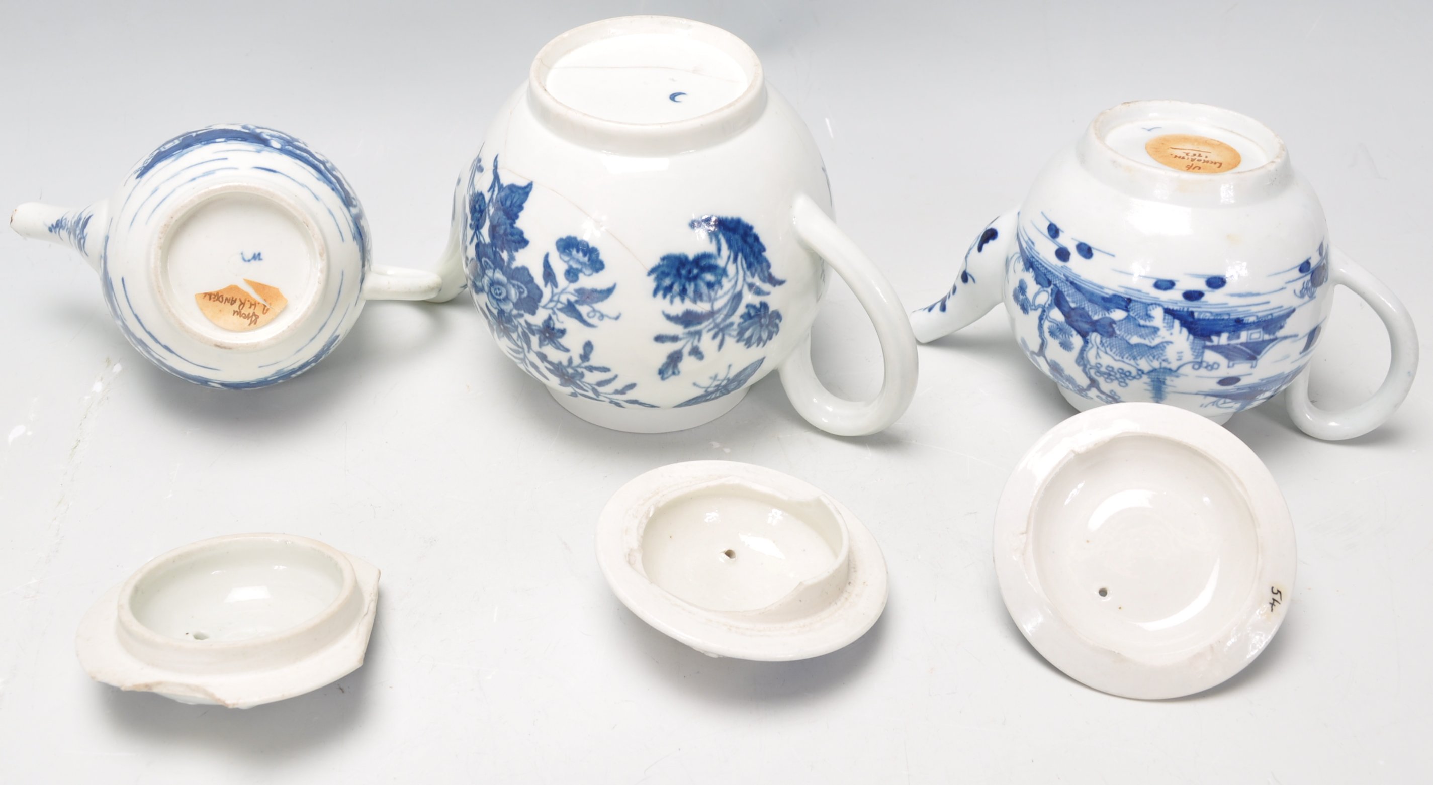 A group of three 19th Century blue and white old Worcester miniature tea pots of small - Image 10 of 10