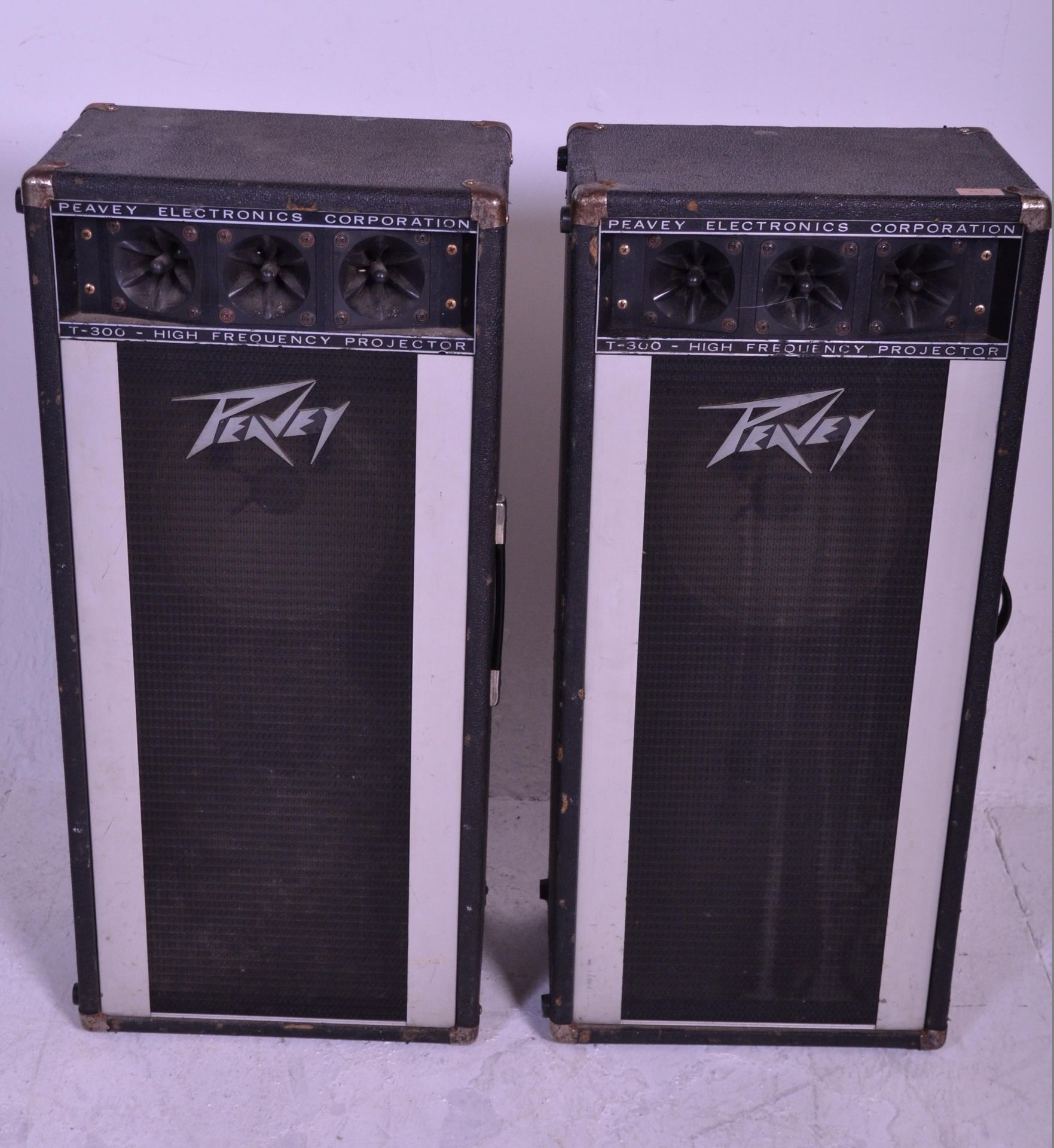 A good large pair of Peavey Electronics Corporatio - Image 4 of 7