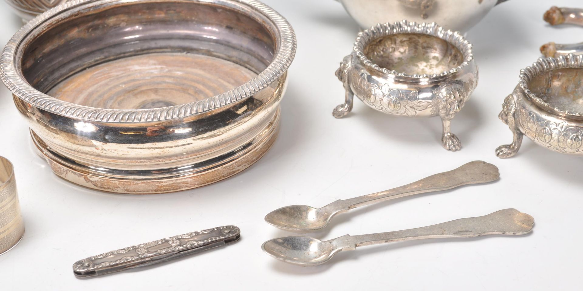 A good mixed group of silverplate and silver items dating from the 19th Century to include three - Image 6 of 9