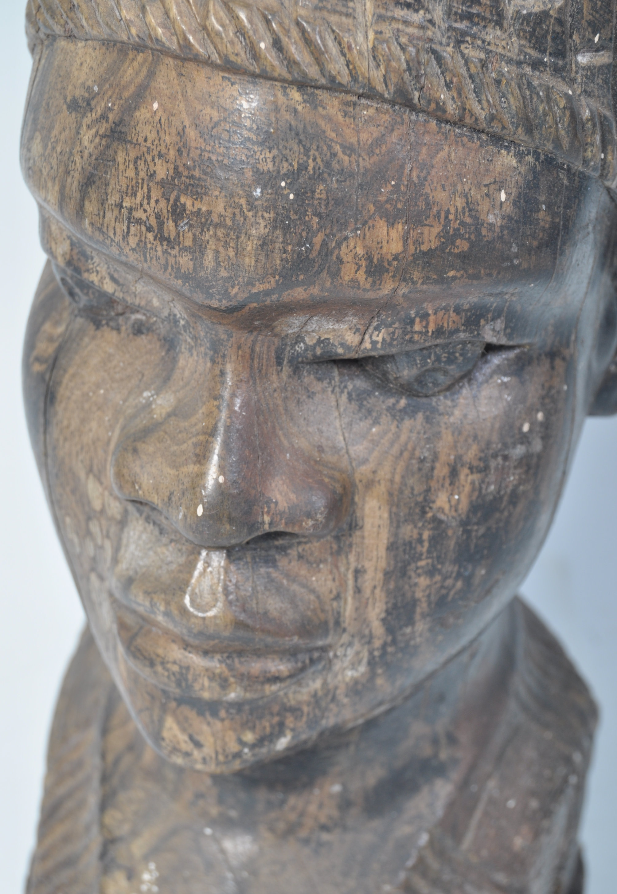 20TH CENTURY AFRICAN WOODEN CARVED NIGERIAN WOMAN - Image 2 of 5