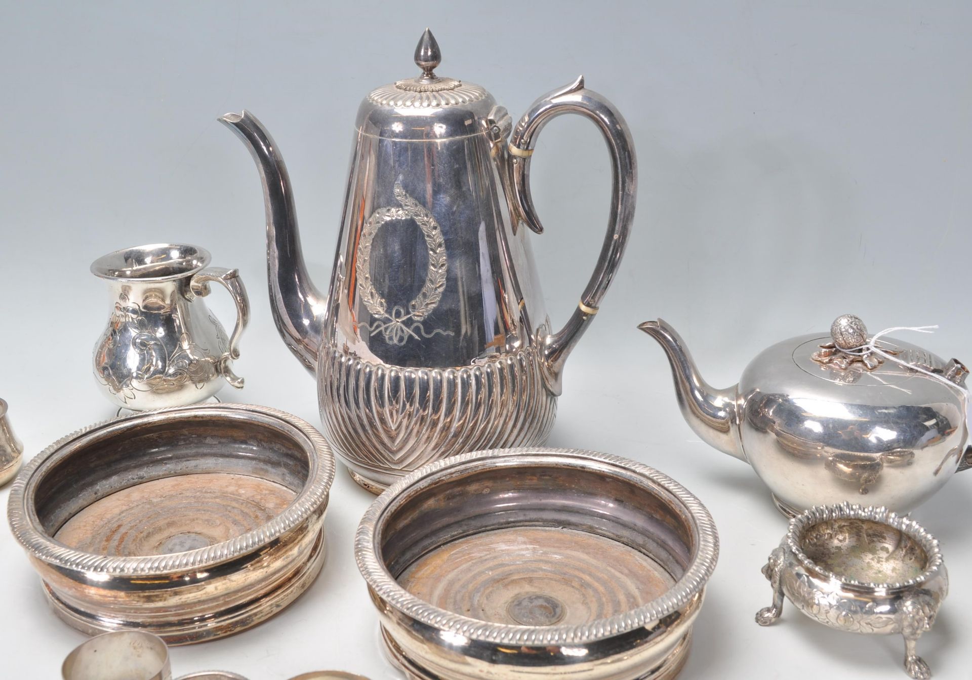 A good mixed group of silverplate and silver items dating from the 19th Century to include three - Image 9 of 9