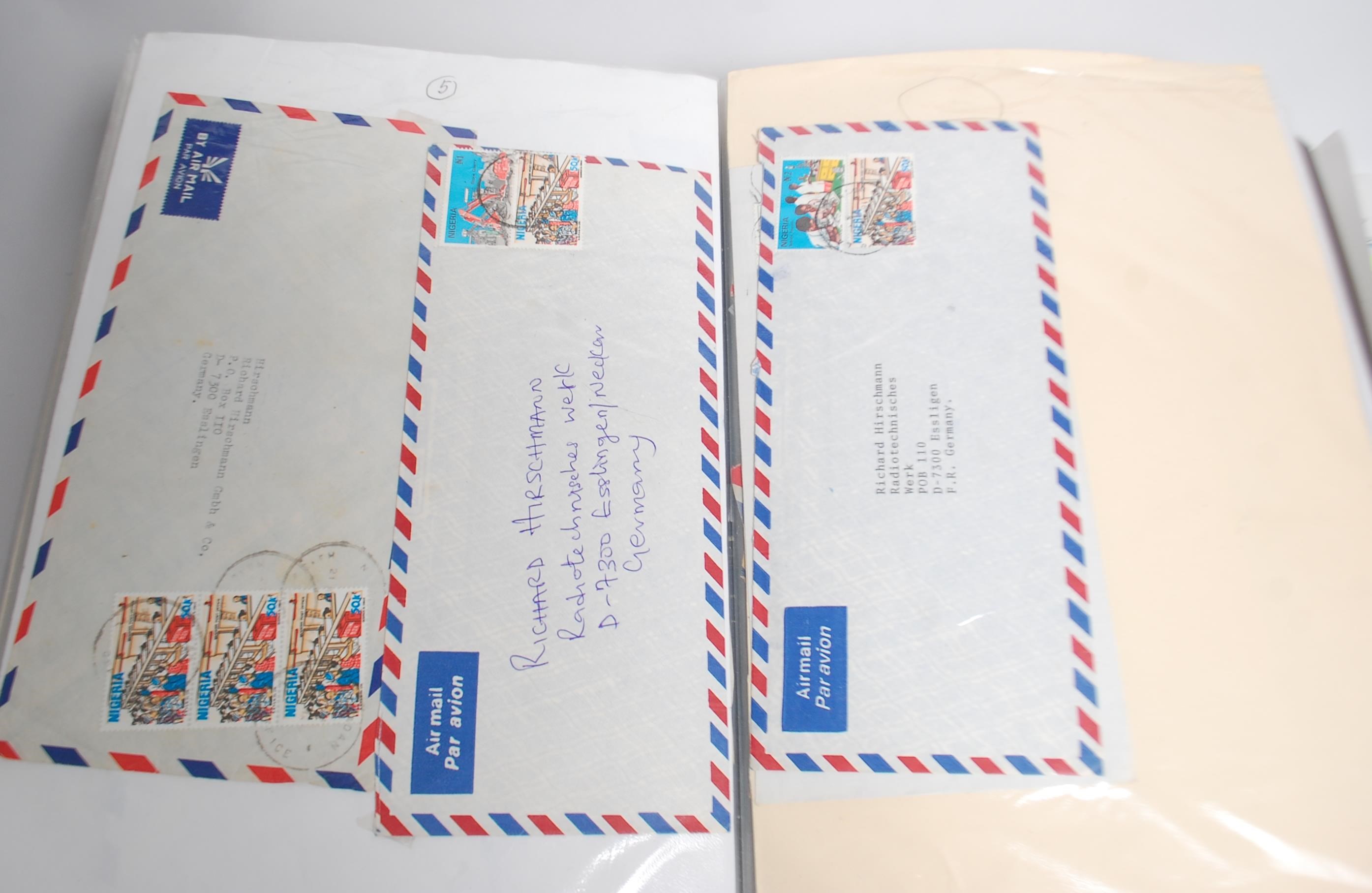 A collection of albums relating to Aerophilately to include stamps and covers relating to UK - Bild 2 aus 17