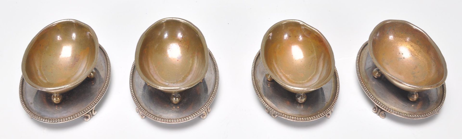 A set of 4 19th century Thomas Harwood & Sons silver plate EP and copper table salts. Each of - Image 4 of 7