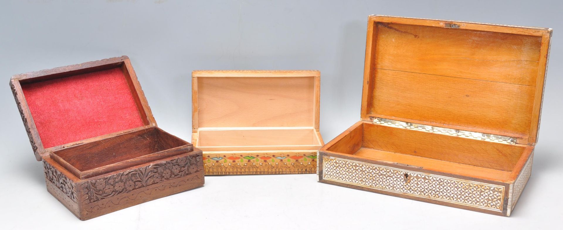 A good collection of jewellery / trinket boxes dating from the early 20th Century to include a - Bild 9 aus 9