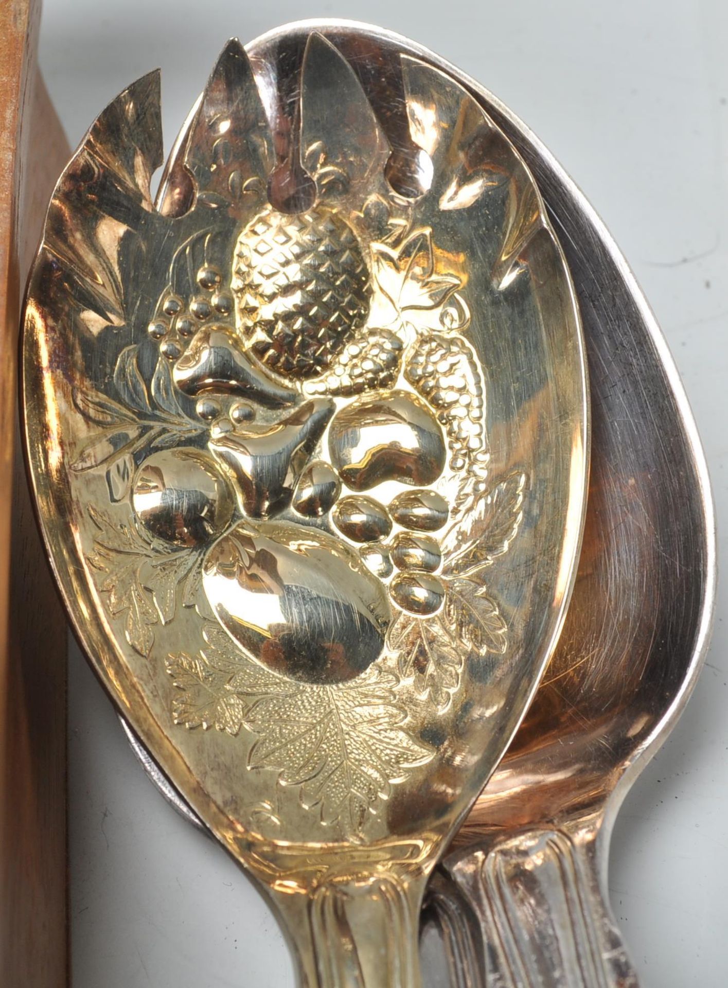 A 20th Century Smith Seymour cutlery canteen, each piece having raised floral decoration and set - Image 7 of 9