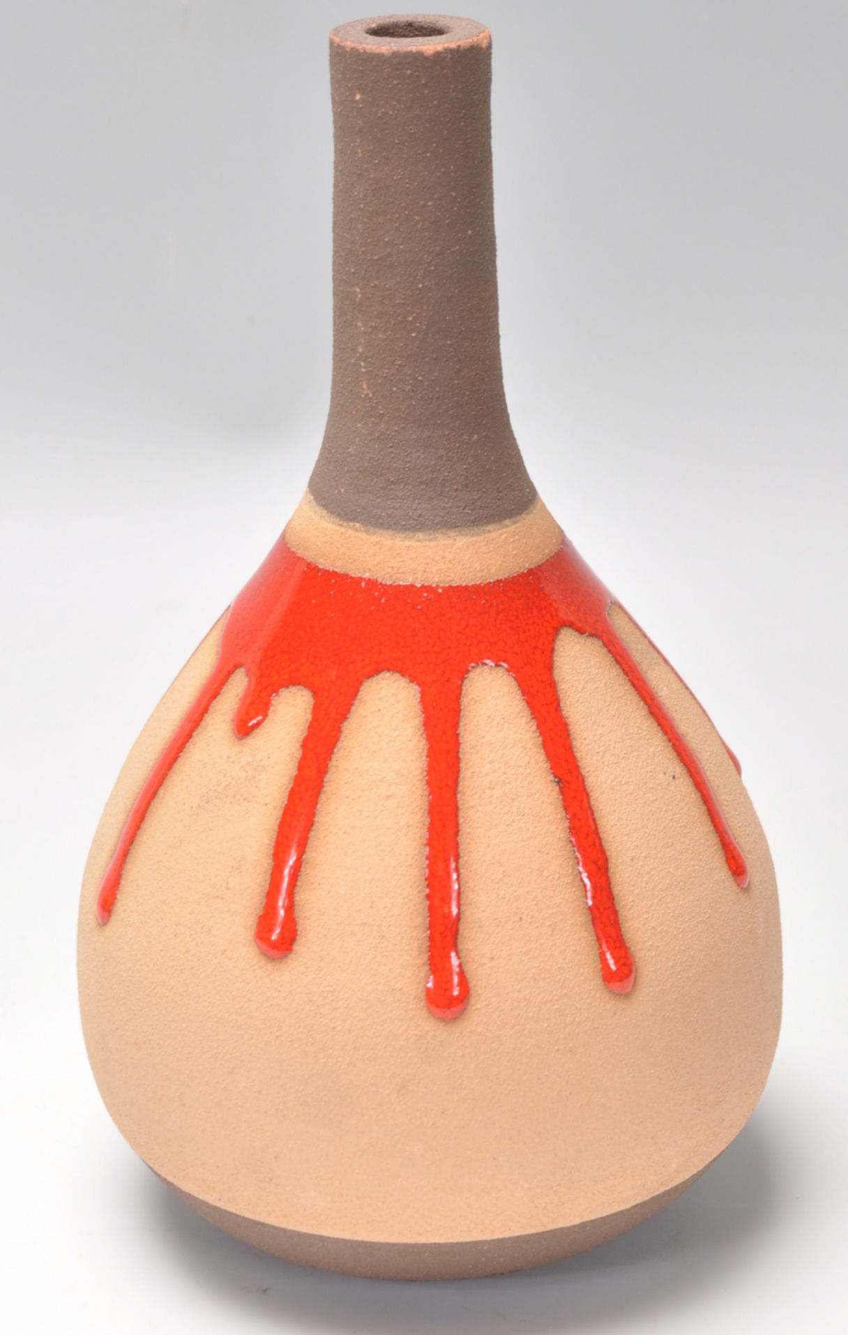 A good vintage retro 20th Century terracotta vase having a waisted neck and globular body with red - Image 2 of 5