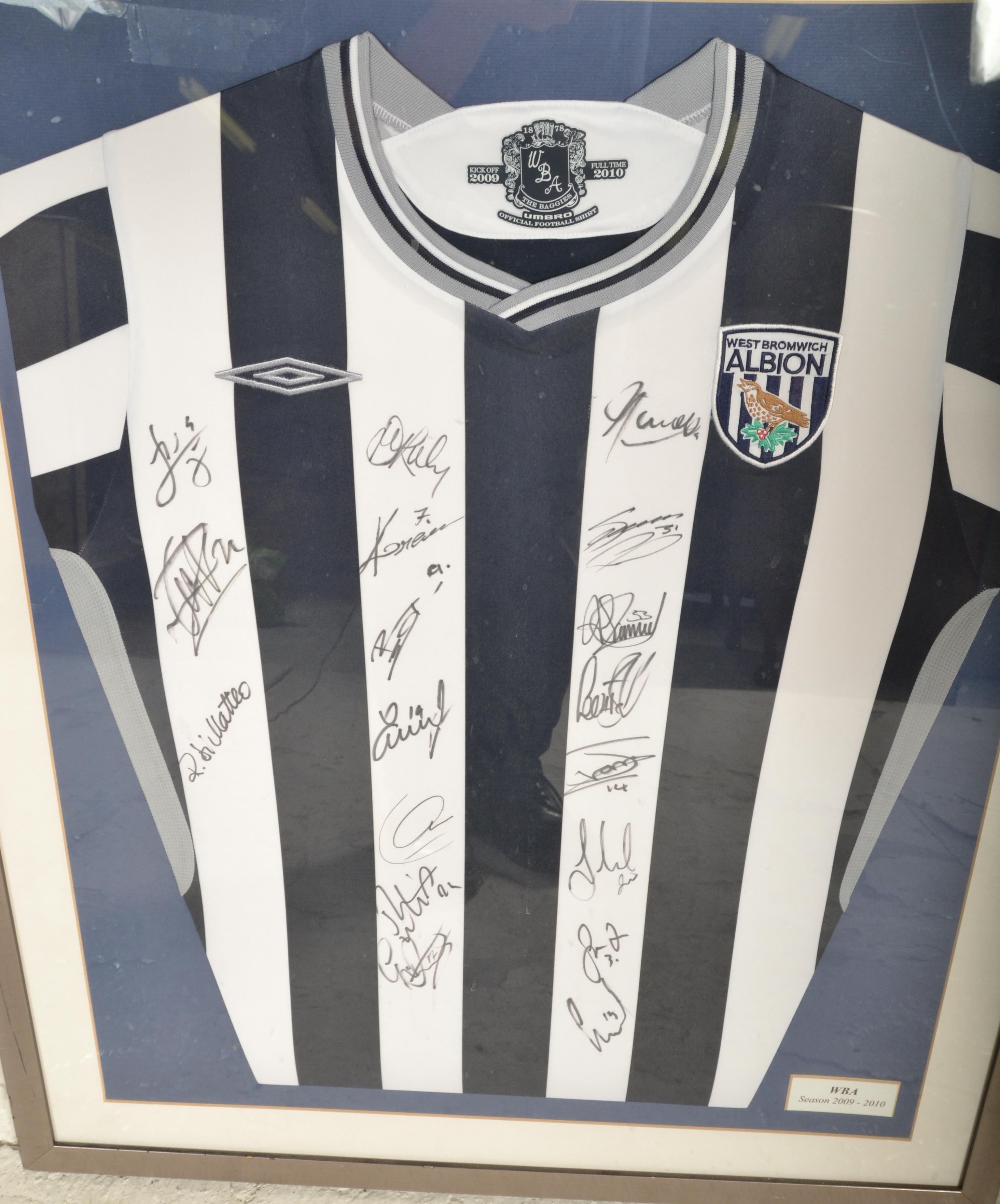 A framed and glazed West Bromwich Albion signed football shirt, The shirt with multiple autographs - Image 5 of 5