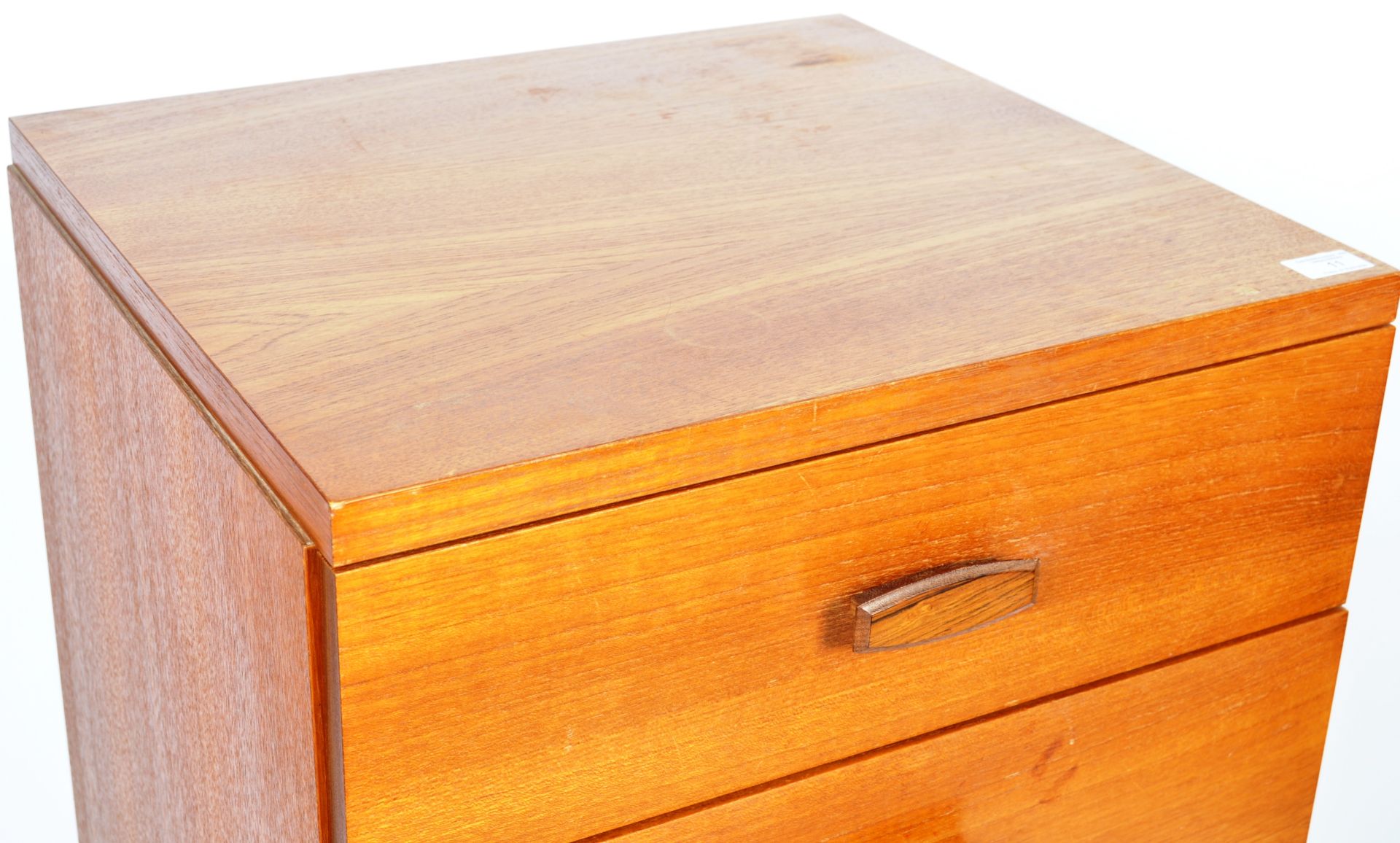 G PLAN QUADRILLE 1960'S TEAK WOOD CHEST BY R. BENNETT - Bild 2 aus 3