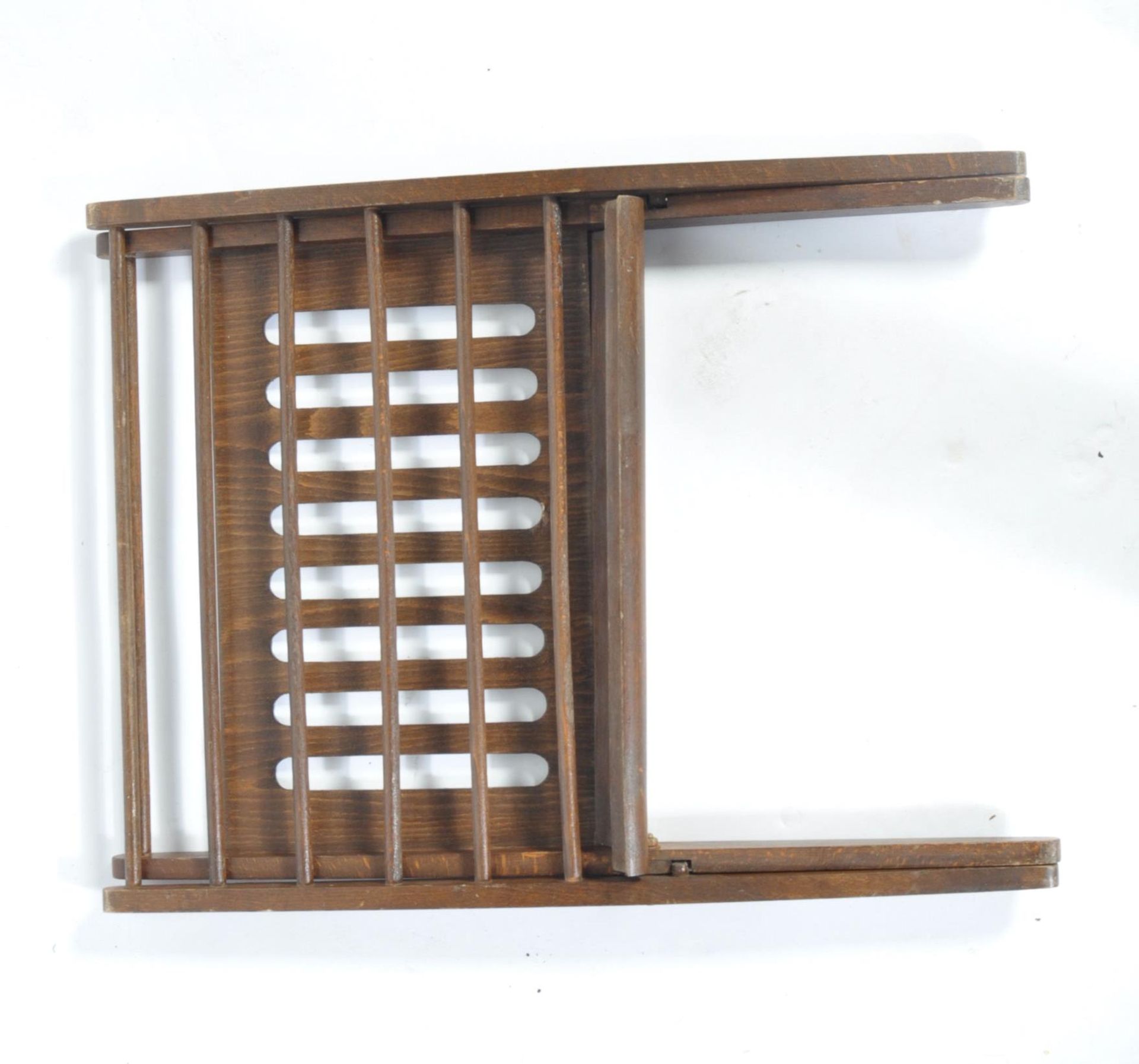 LOBECO ROMANIAN RETRO VINTAGE STAINED OAK MAGAZINE RACK - Bild 4 aus 5