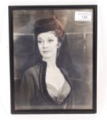 VIVIEN LEIGH - PHOTOGRAPH GIFTED TO PETER WYNGARDE