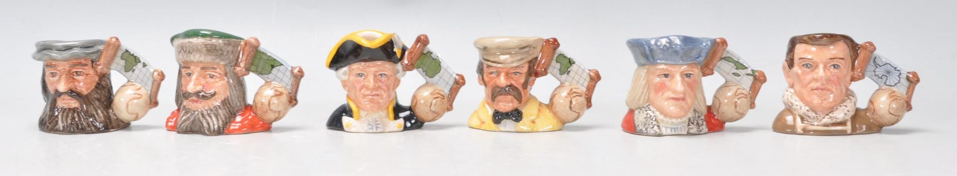 A group of five Royal Doulton miniature ceramic Character / Toby jugs for the Explore Tinies - Bild 3 aus 11