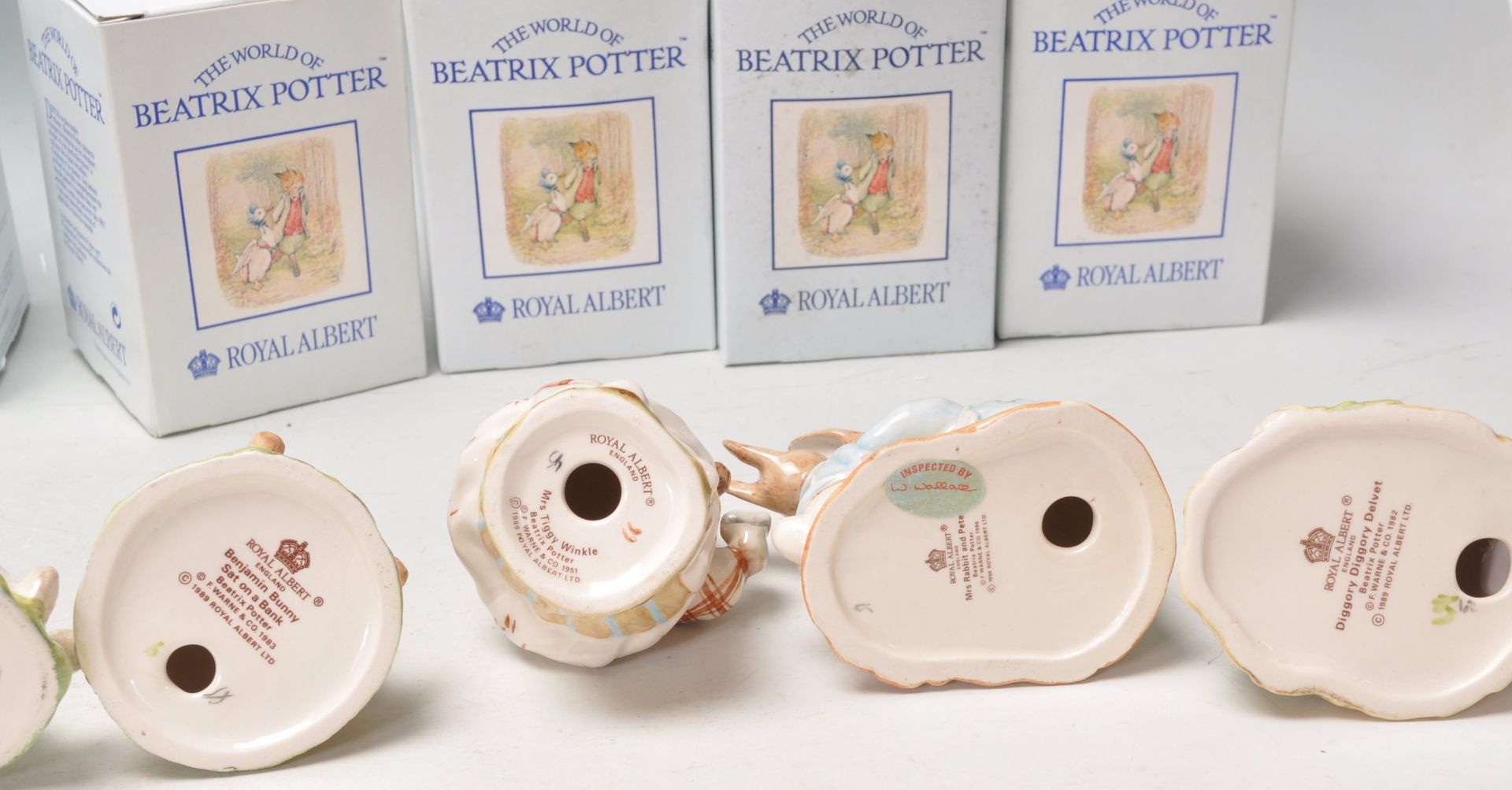 A good collection of ten Royal Albert ceramic figures in 'The World Of Beatrix Potter Collection' to - Bild 8 aus 8