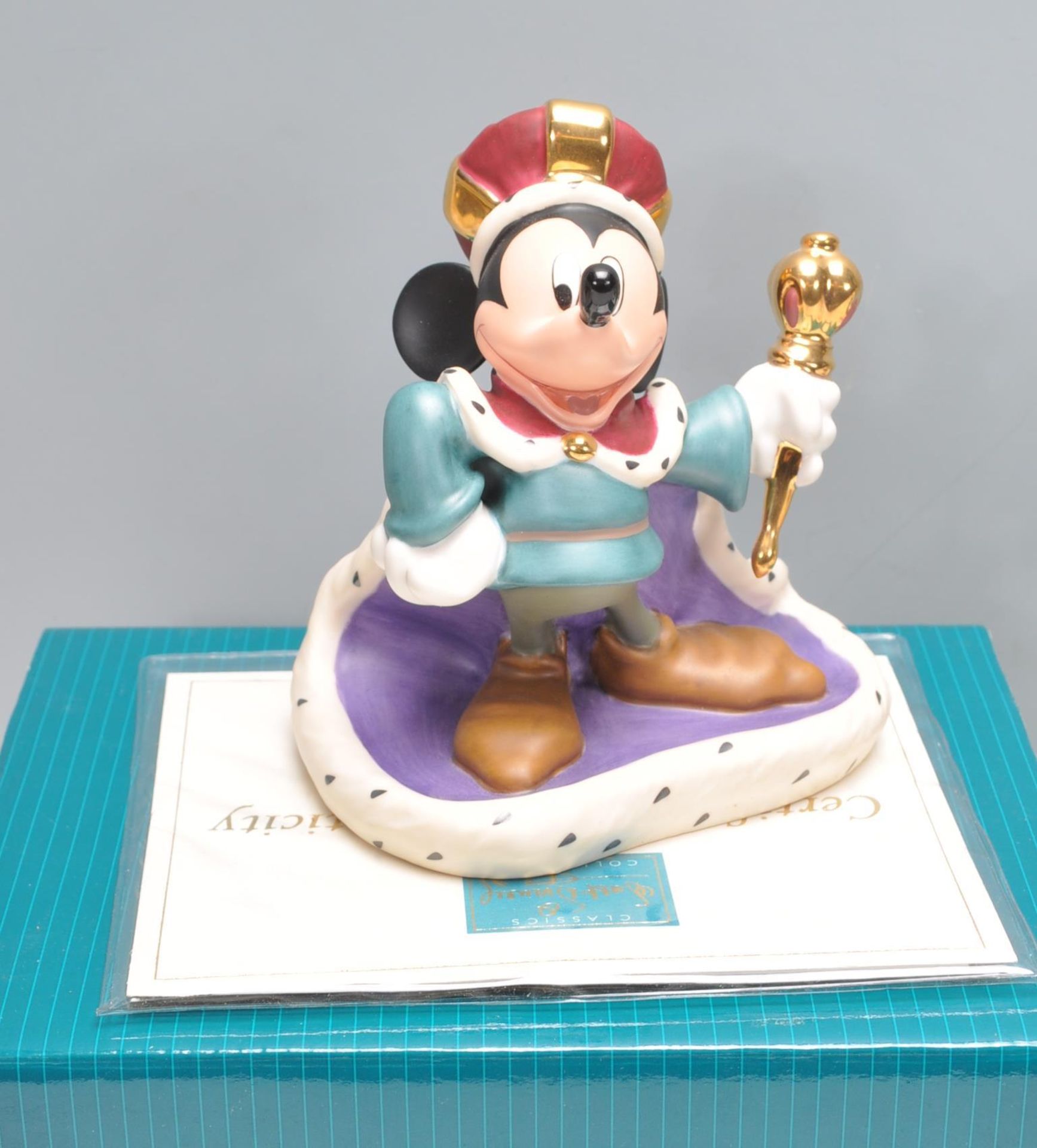 A group of four Walt Disney Collection figurines to include Mickey Mouse; Long Live the King, Bambi; - Bild 2 aus 12