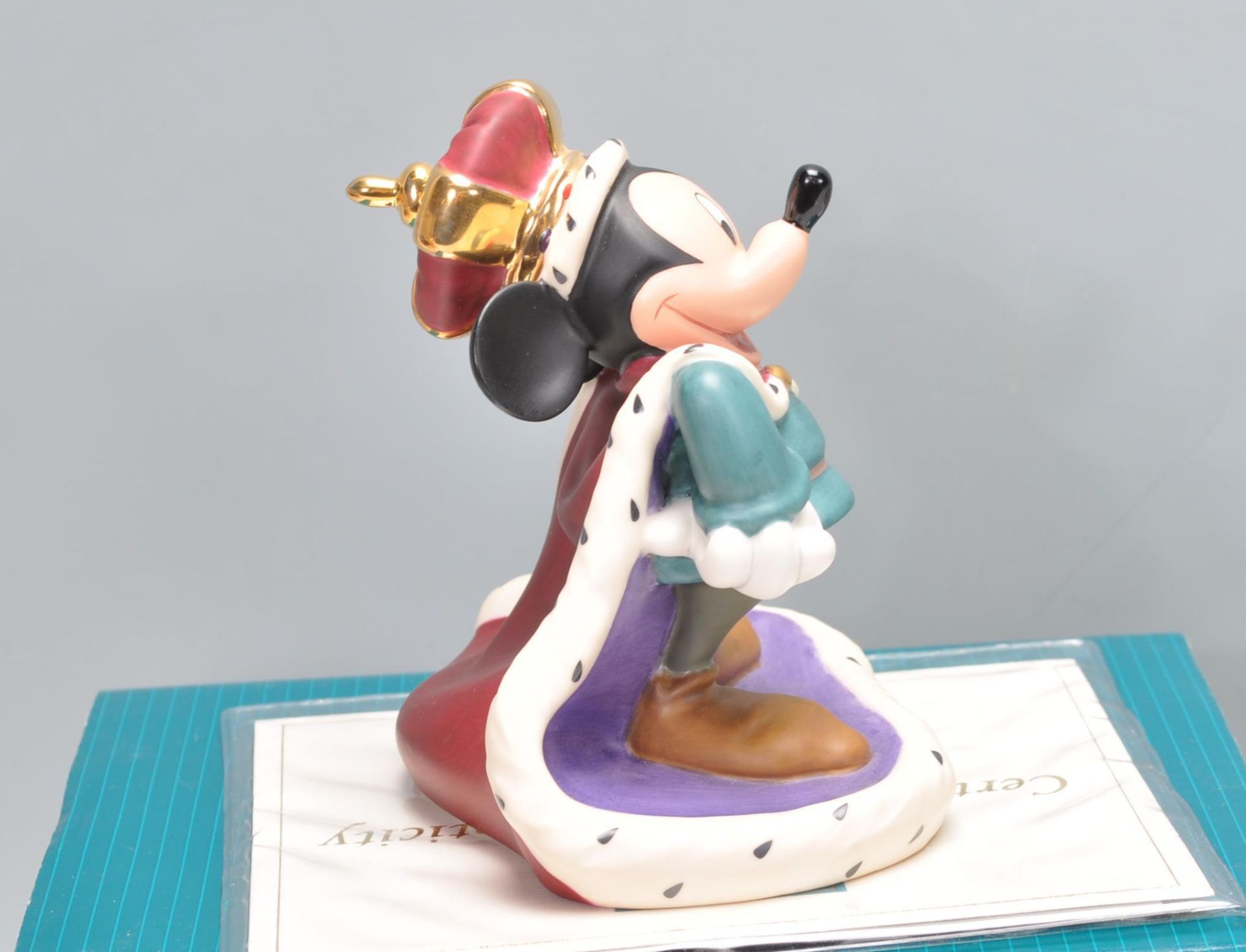 A group of four Walt Disney Collection figurines to include Mickey Mouse; Long Live the King, Bambi; - Bild 3 aus 12