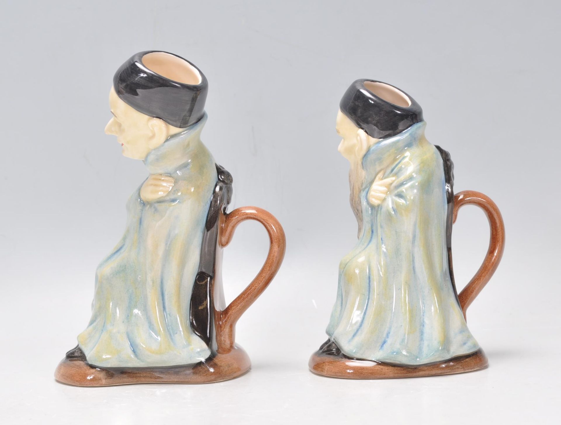 A pair of Royal Doulton ceramic character jugs to include 'The Spook' D7132 and 'The Bearded - Bild 5 aus 9
