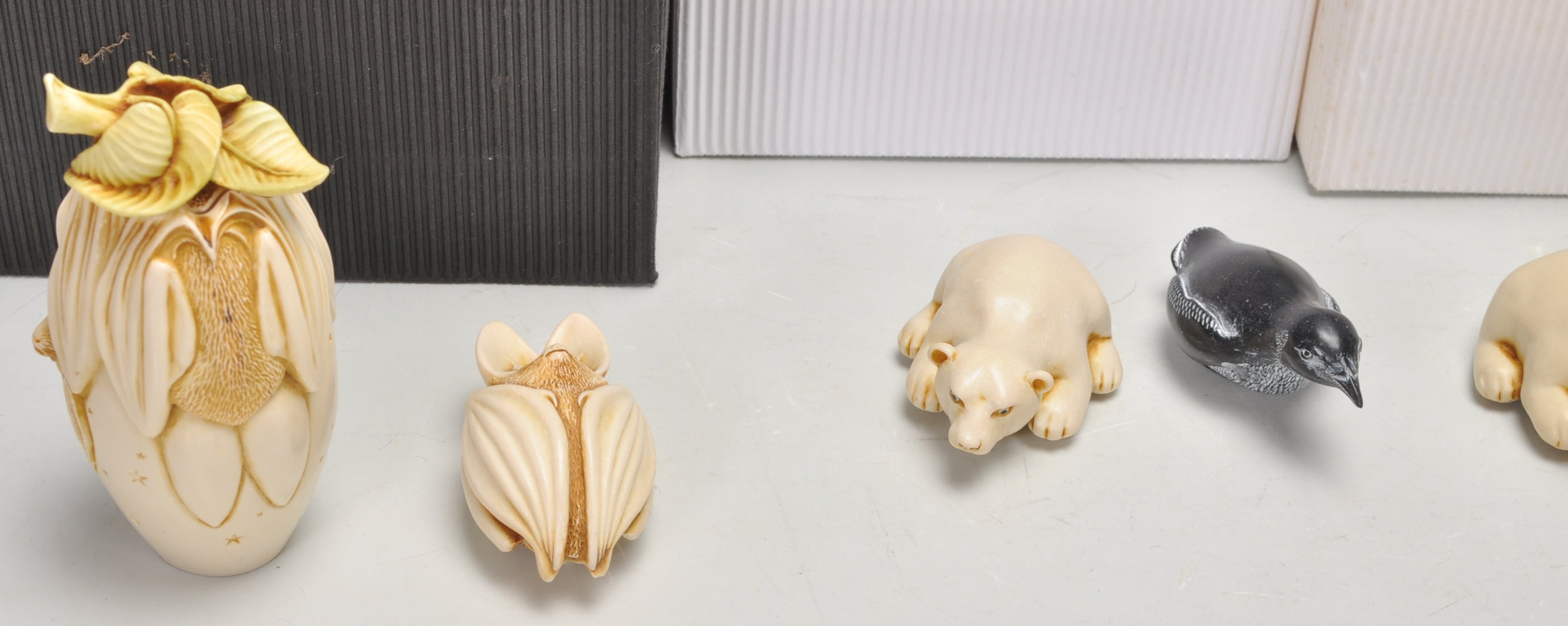 A collection of Adam Binder netsuke style animal figurines to include two polar bears, two penguins, - Image 2 of 6
