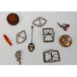 A collection of vintage and antique jewellery to include two pairs of Victorian shoe buckles being