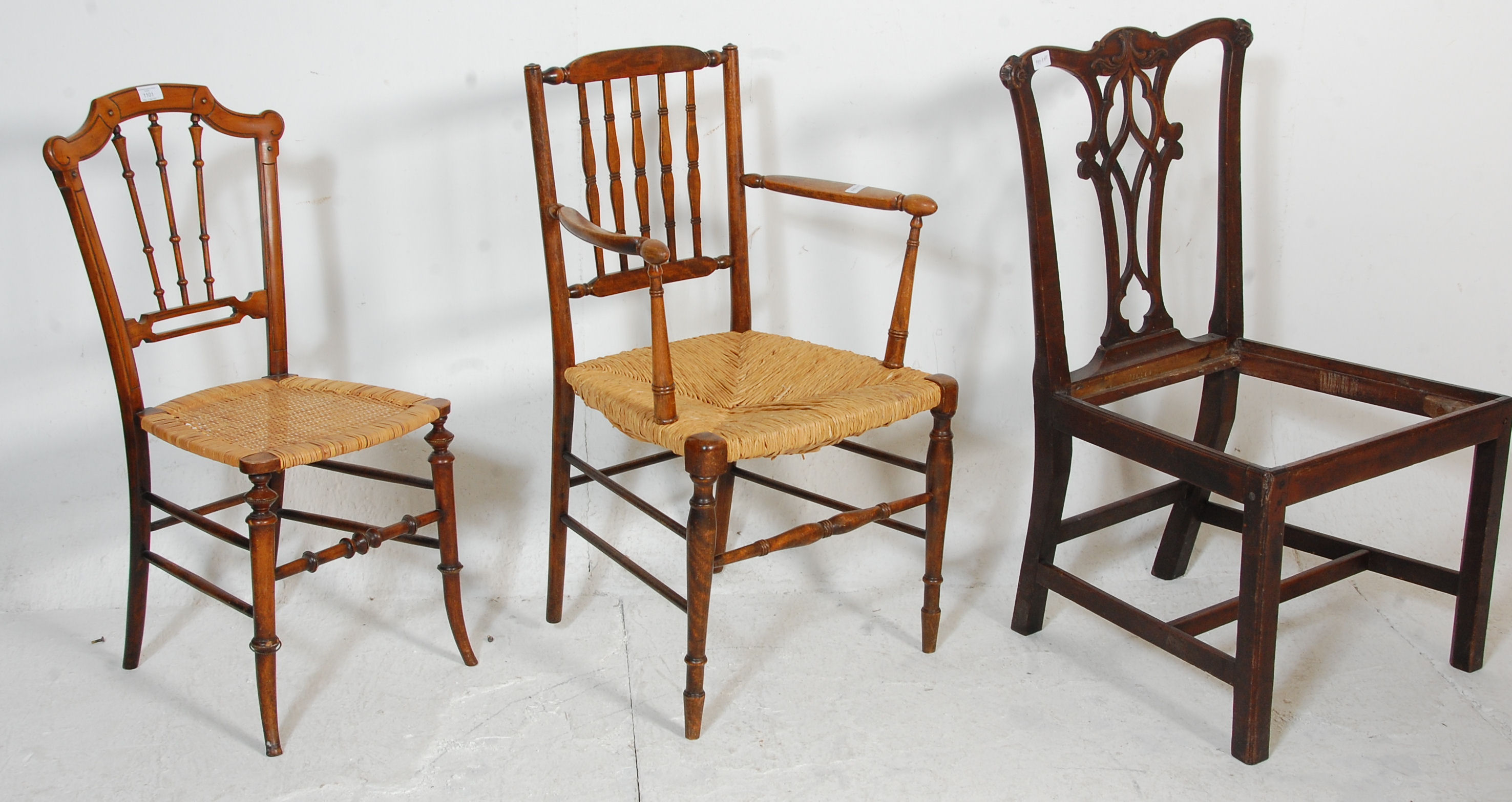 A harlequin set of antique chairs to include a 19th Century Georgian Chippendale style chair - Image 5 of 5