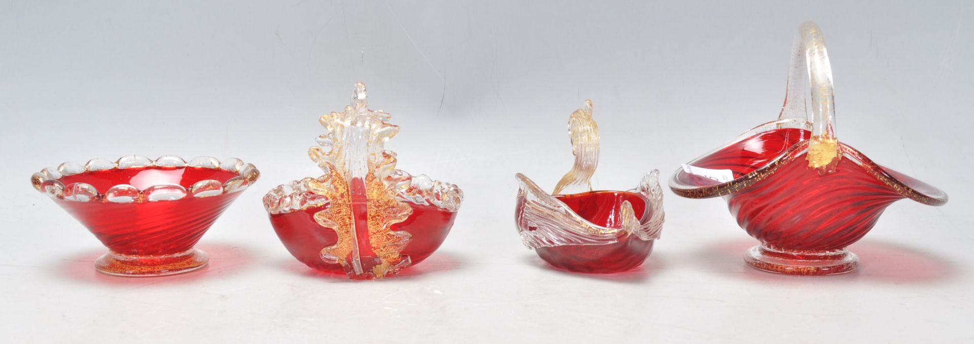 A group of 20th Century Venetian Murano glass ruby glass ornaments to include a spiral form - Bild 3 aus 8