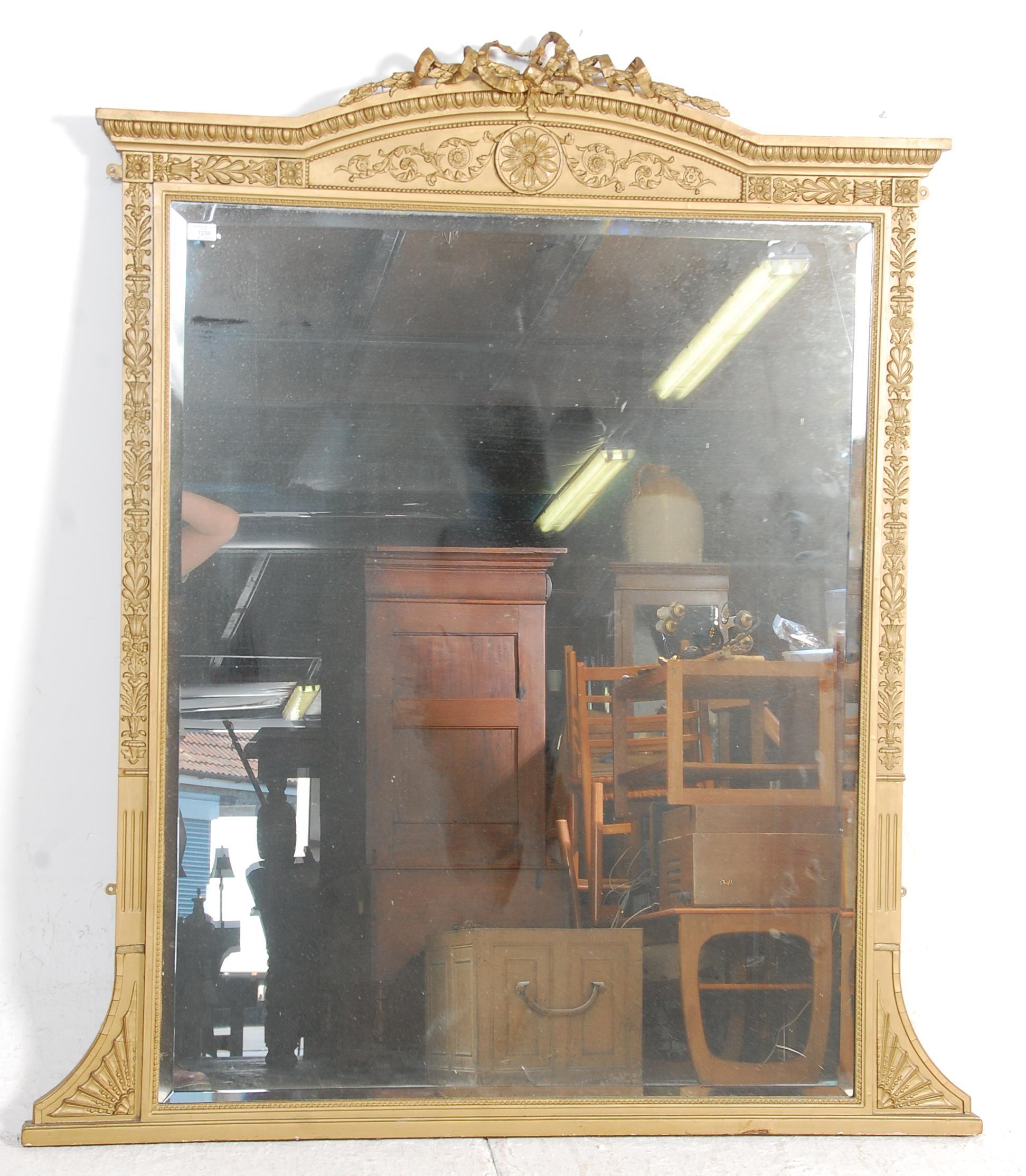 An antique early 19th Century regency wall mirror having a gilt frame with moulded gilt decoration - Image 2 of 6