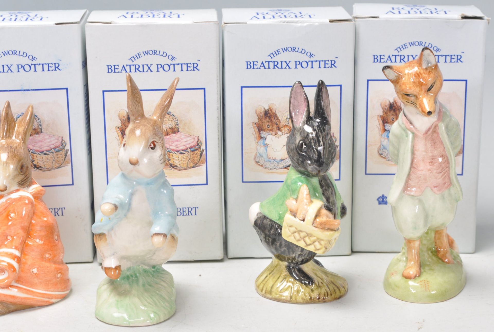 A good collection of ten Royal Albert ceramic figures in 'The World Of Beatrix Potter Collection' to - Bild 4 aus 9