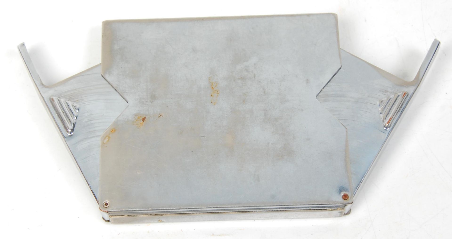 A collection of vintage mostly 1920's Art Deco antique items to include a white metal cigarette case - Bild 7 aus 7
