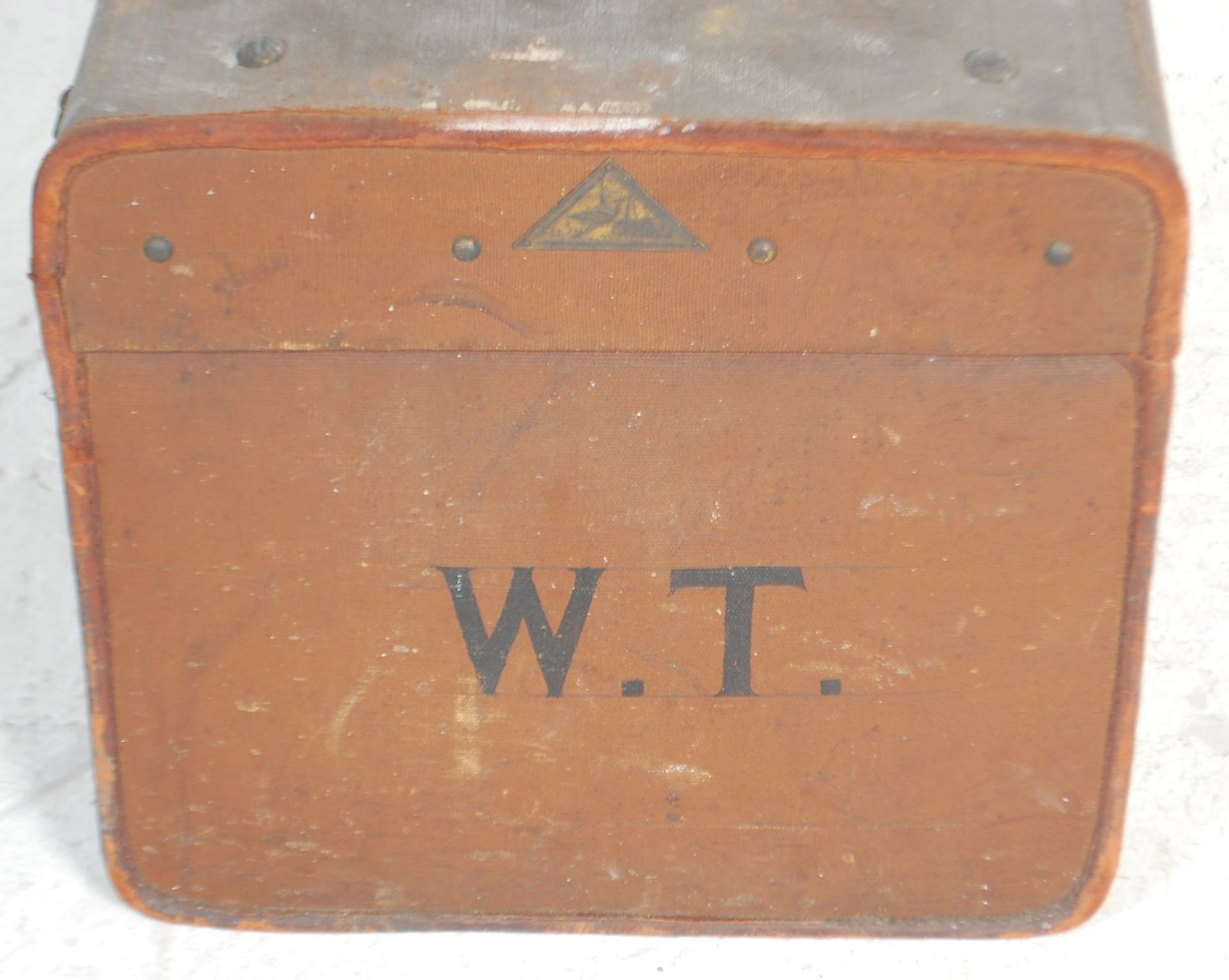 A vintage early 20th Century travelling trunk bound in brown canvas with painted initials WT and a - Bild 6 aus 8