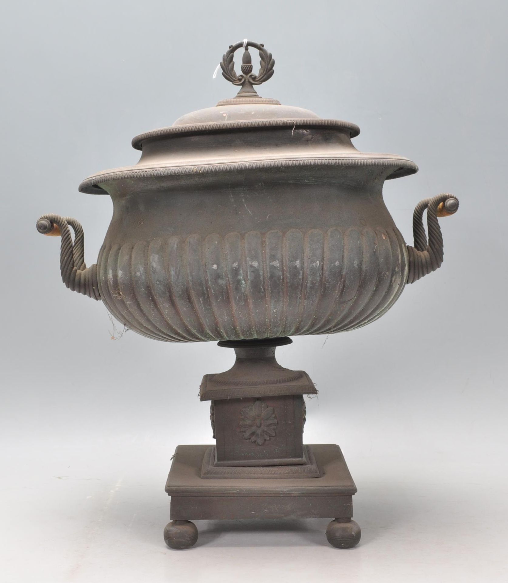 A 19th Century Victorian samovar having a reeded body with twin turned bone handles, raised on a - Bild 3 aus 5