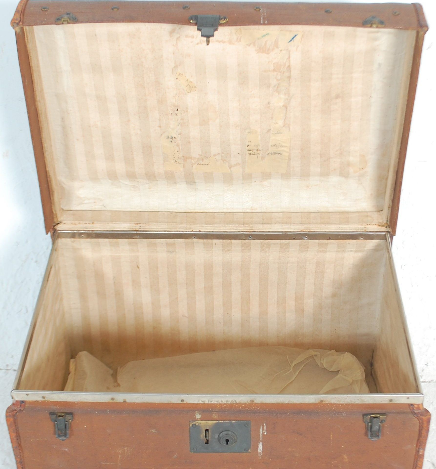 A vintage early 20th Century travelling trunk bound in brown canvas with painted initials WT and a - Bild 3 aus 8
