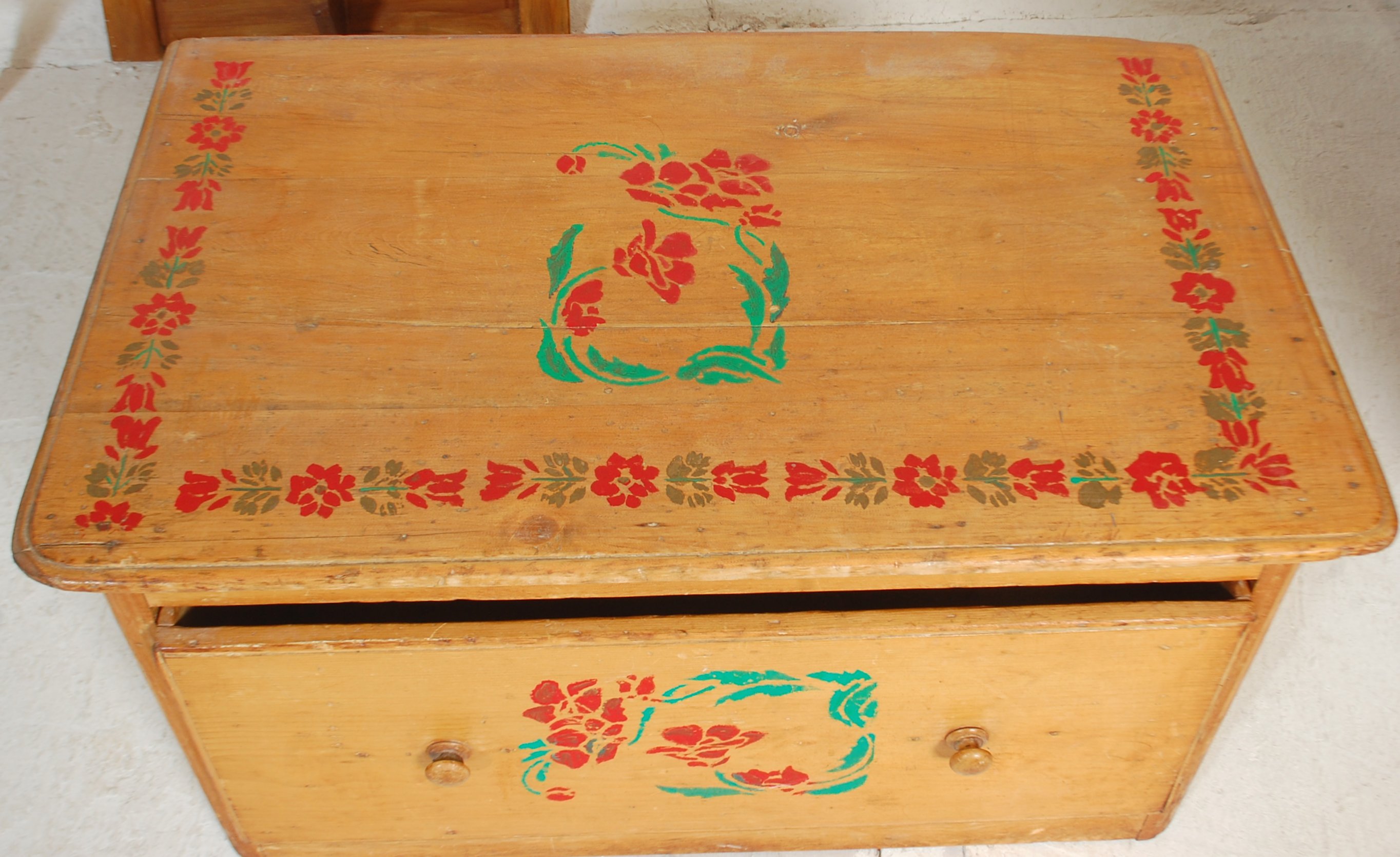 A Victorian style pine hanging shelf together with a Victorian pine wall mirror with shaped - Image 6 of 6