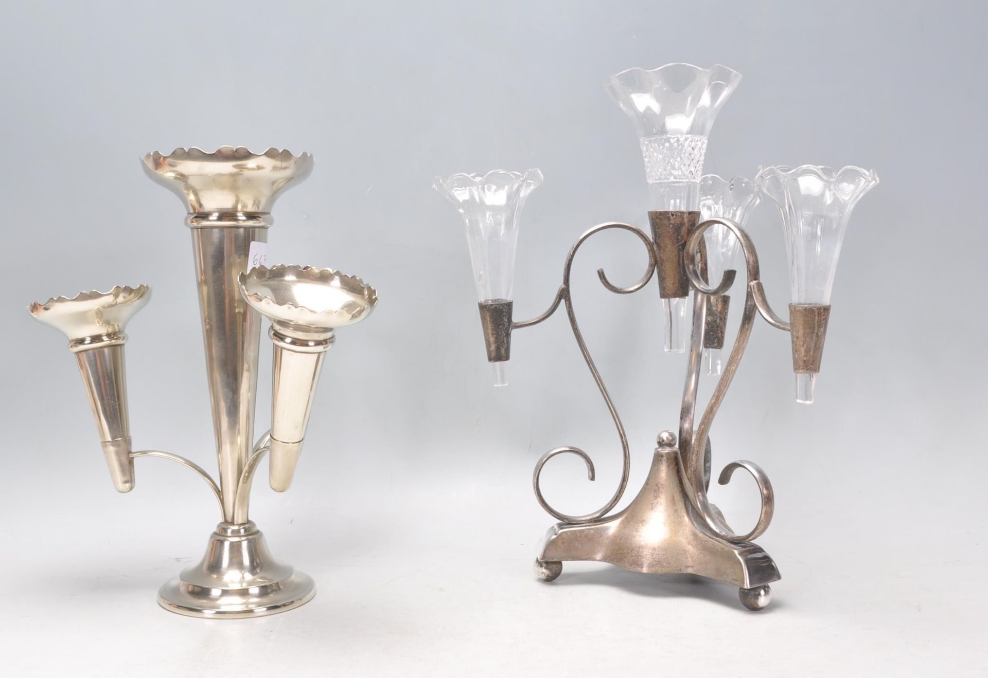 Two 20th Century silver plated table centerpiece epergnes to include one of tripod form with three - Bild 8 aus 10