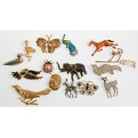 A good collection of vintage and later ladies animal brooches with many gilt examples with some