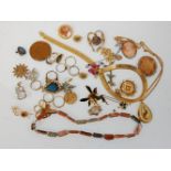 A collection of vintage costume jewellery to include a selection of rings including some set with