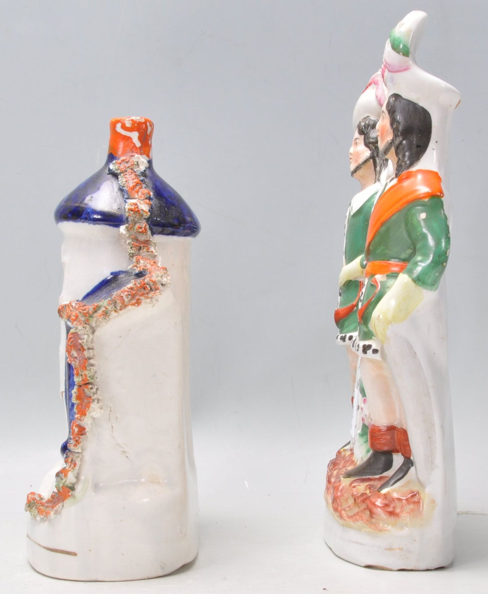 A pair of 19th Century Victorian Staffordshire flat back figurines to include a figurine depicting a - Bild 4 aus 6