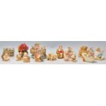 A group of sixteen Harmony Kingdom resin animal novelty figurines / trinket pots to include multiple