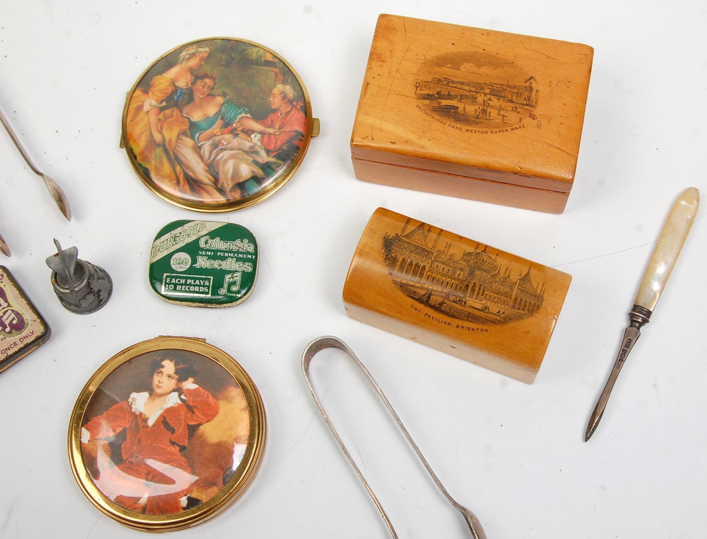A mixed group of vintage curious to include two Mauchline Ware trinket boxes, one for The - Image 2 of 6
