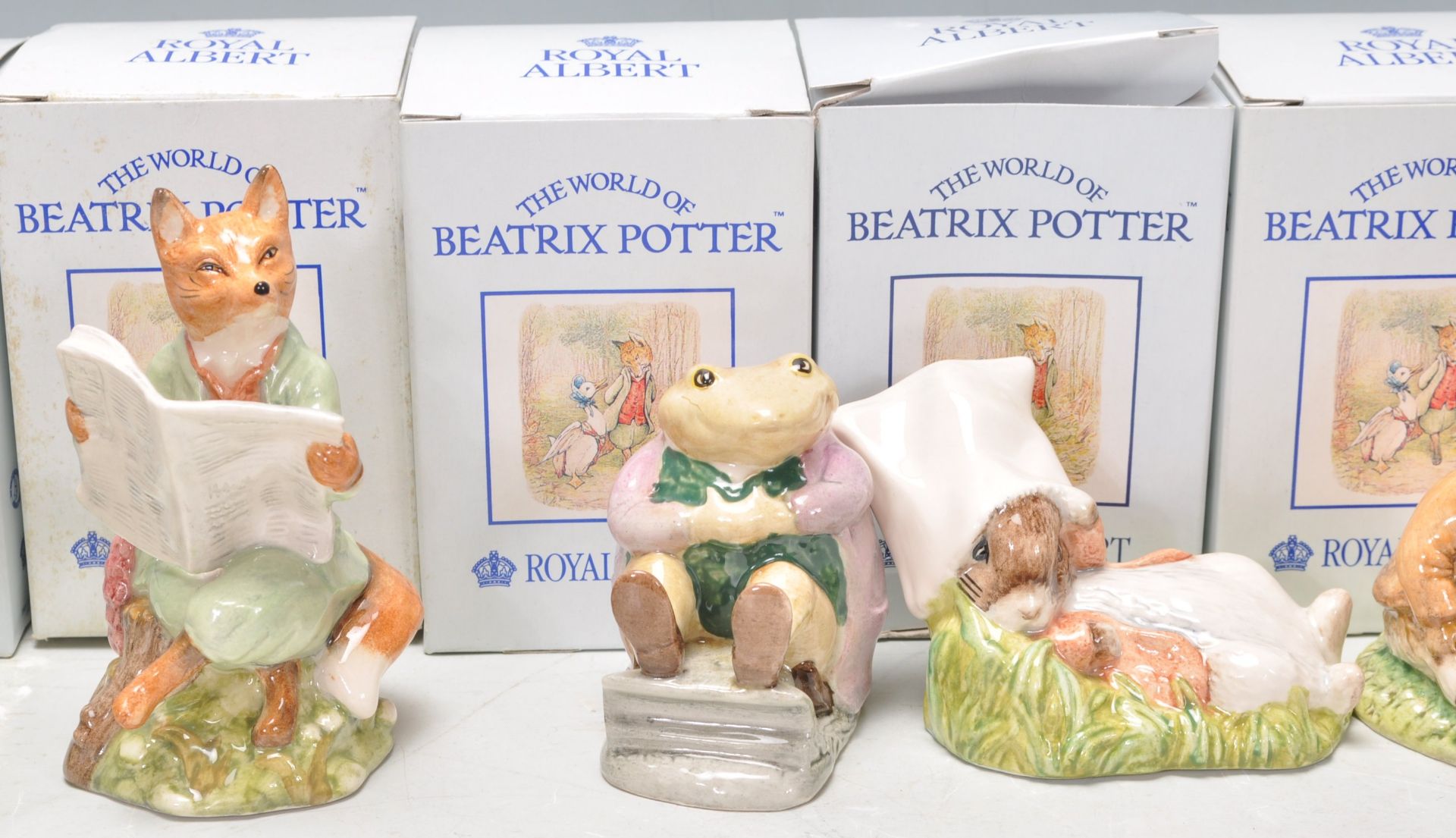 A good collection of ten Royal Albert ceramic figures in 'The World Of Beatrix Potter Collection' to - Bild 4 aus 8