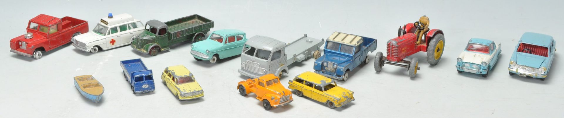 A collection of assorted vintage diecast scale model vehicles, to include; Dinky Meccano Toy